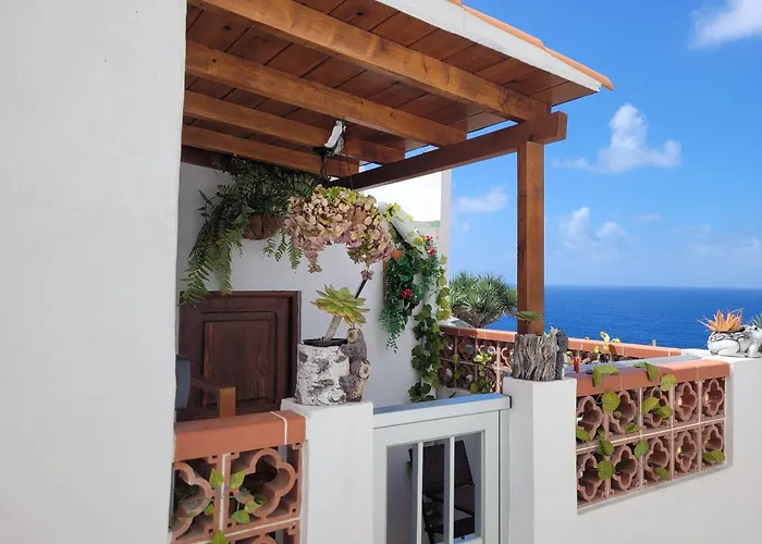 Anaga Manolo Natural House *